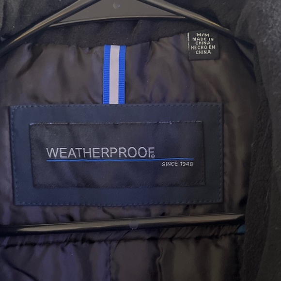 Weatherproof jacket - Picture 3 of 3